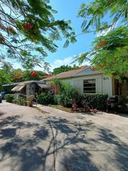 831 N Forest Hill Boulevard, West Palm Beach, FL 33405