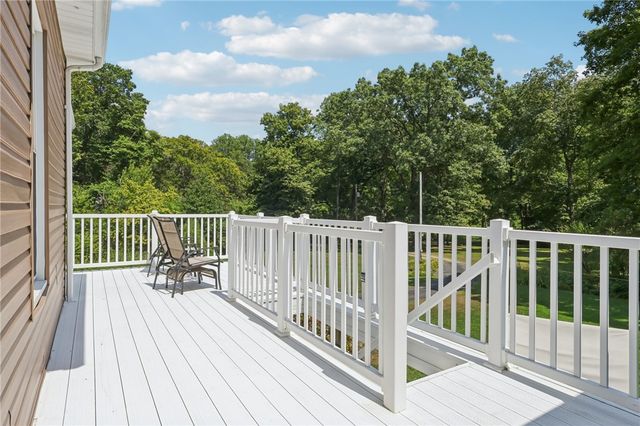 249 Trolly Ln, Mahoning Twp, PA 16116