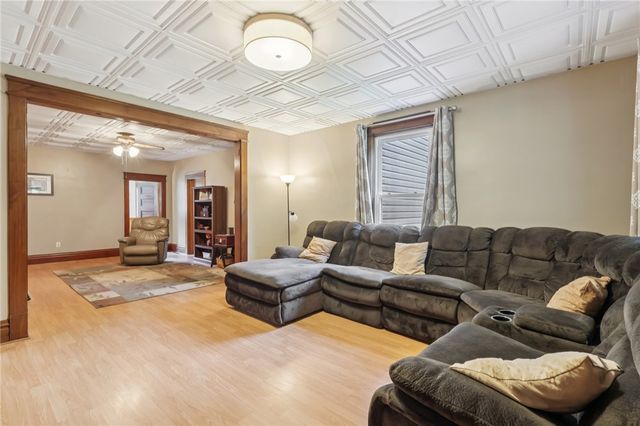 249 Trolly Ln, Mahoning Twp, PA 16116