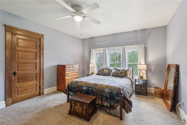 249 Trolly Ln, Mahoning Twp, PA 16116