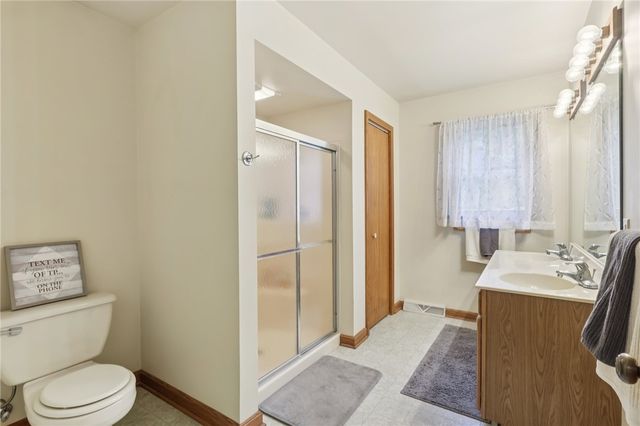 249 Trolly Ln, Mahoning Twp, PA 16116