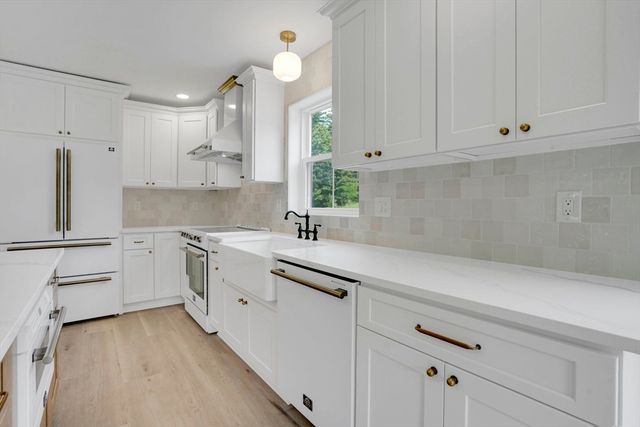 236 Allen Rd, Belchertown, MA 01007