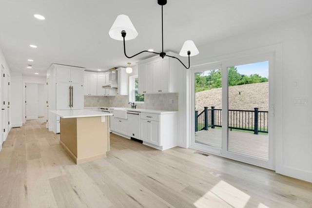 236 Allen Rd, Belchertown, MA 01007