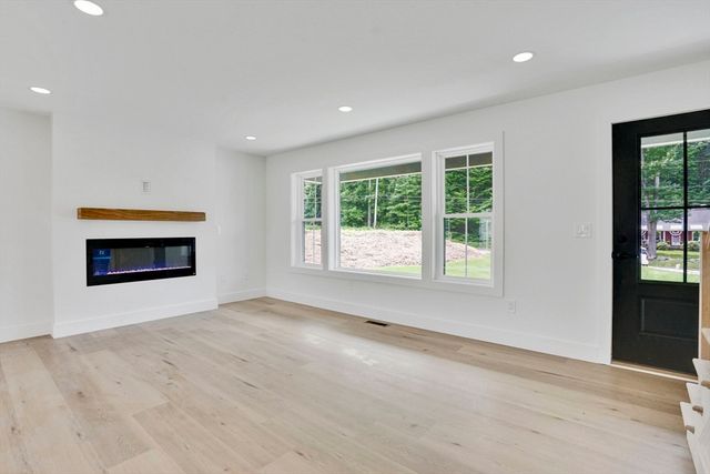 236 Allen Rd, Belchertown, MA 01007