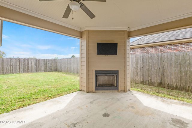 110 Fairwood Drive, Broussard, LA 70518