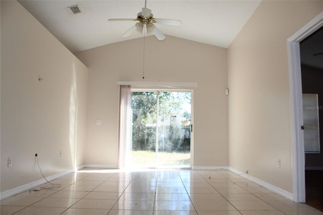 8713 N TANGERINE PLACE, Tampa, FL 33617