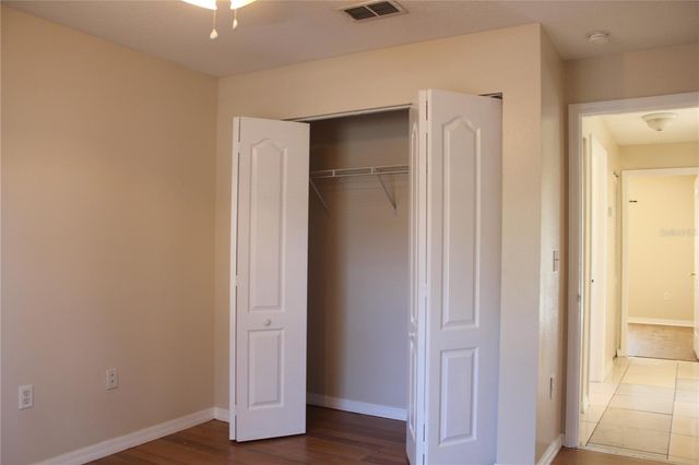 8713 N TANGERINE PLACE, Tampa, FL 33617