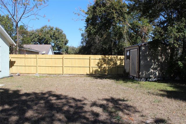 8713 N TANGERINE PLACE, Tampa, FL 33617