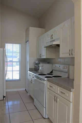 8713 N TANGERINE PLACE, Tampa, FL 33617