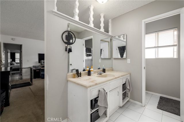651 S Juanita, Hemet, CA 92543