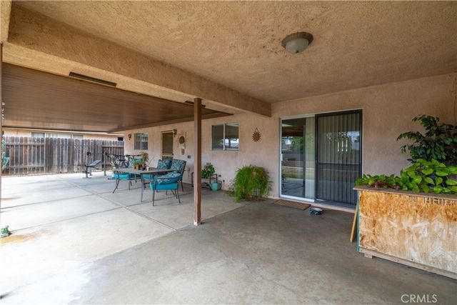 651 S Juanita, Hemet, CA 92543