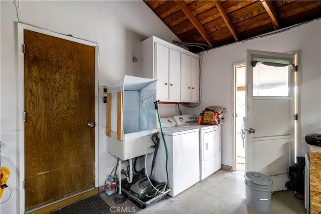 651 S Juanita, Hemet, CA 92543
