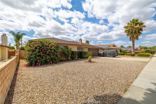 651 S Juanita, Hemet, CA 92543