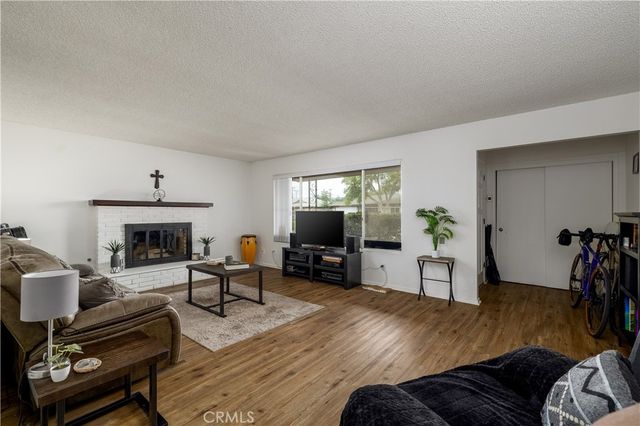 651 S Juanita, Hemet, CA 92543