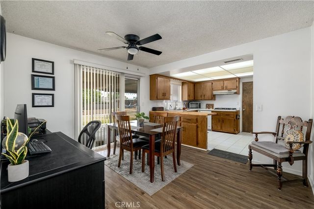 651 S Juanita, Hemet, CA 92543