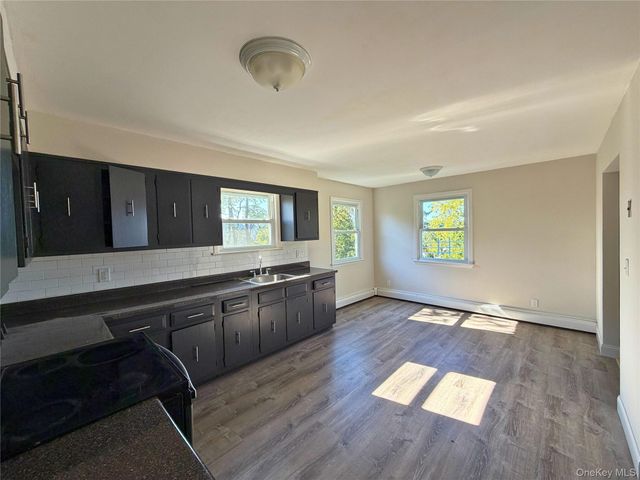 13 Woodrow Avenue 2, Yonkers, NY 10710