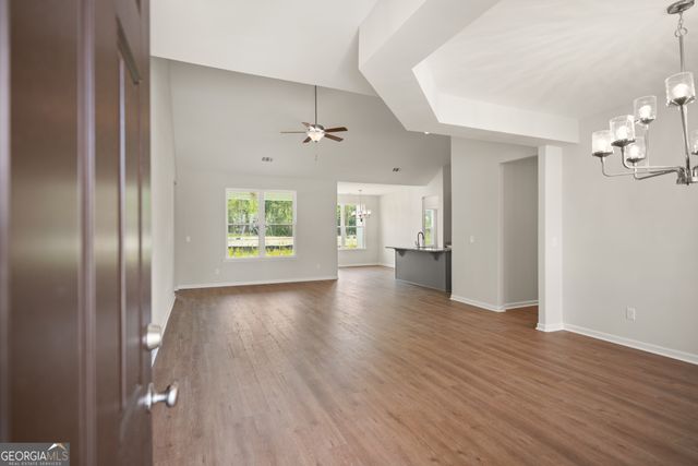 109 Wave Break Court, Kingsland, GA 31548