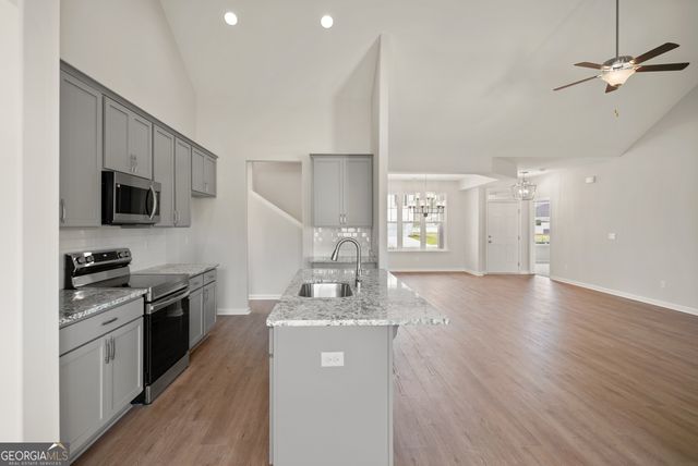 109 Wave Break Court, Kingsland, GA 31548