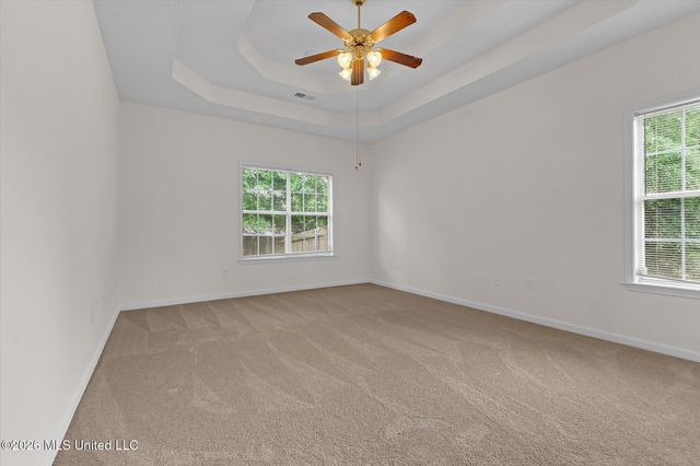 9601 N Geneva Loop, Olive Branch, MS 38654
