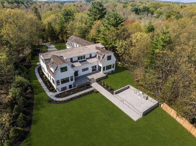 10 Hitching Post Lane, Weston, MA 02493