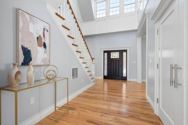 10 Hitching Post Lane, Weston, MA 02493