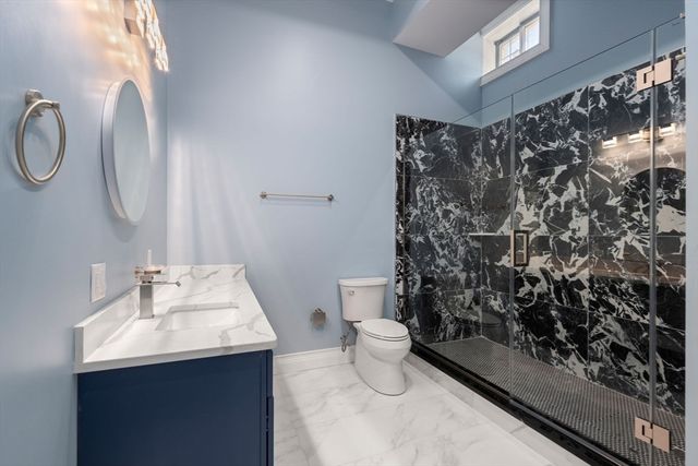 10 Hitching Post Lane, Weston, MA 02493