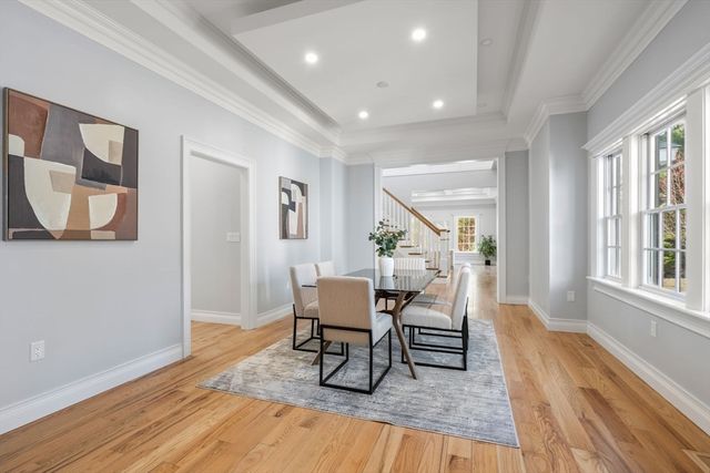 10 Hitching Post Lane, Weston, MA 02493