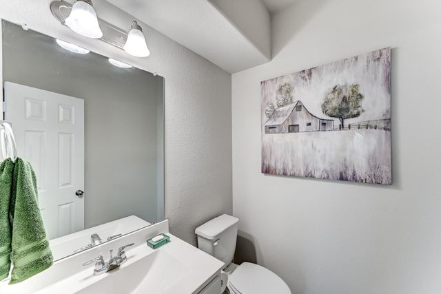105 Highland Heights Way, Waller, TX 77484