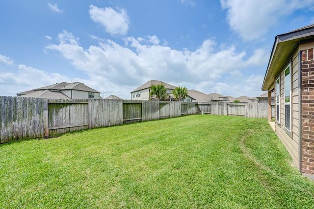 105 Highland Heights Way, Waller, TX 77484