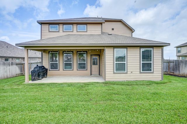 105 Highland Heights Way, Waller, TX 77484