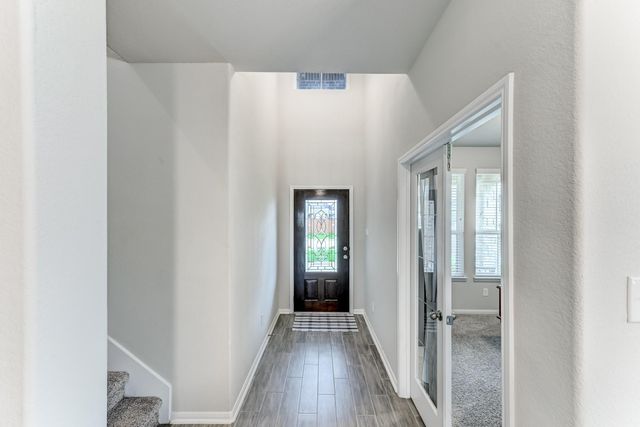 105 Highland Heights Way, Waller, TX 77484