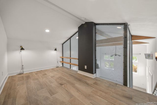 417 N OLIVE, San Antonio, TX 78202