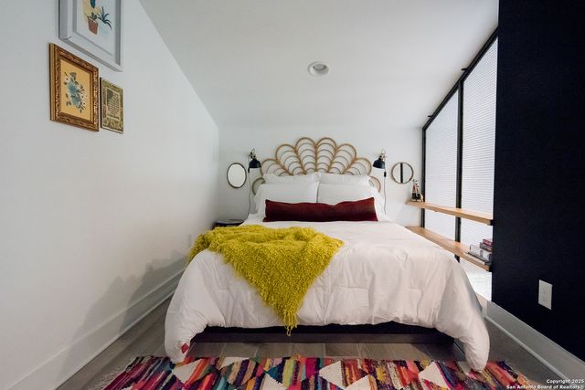 417 N OLIVE, San Antonio, TX 78202