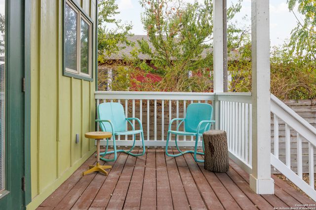 417 N OLIVE, San Antonio, TX 78202