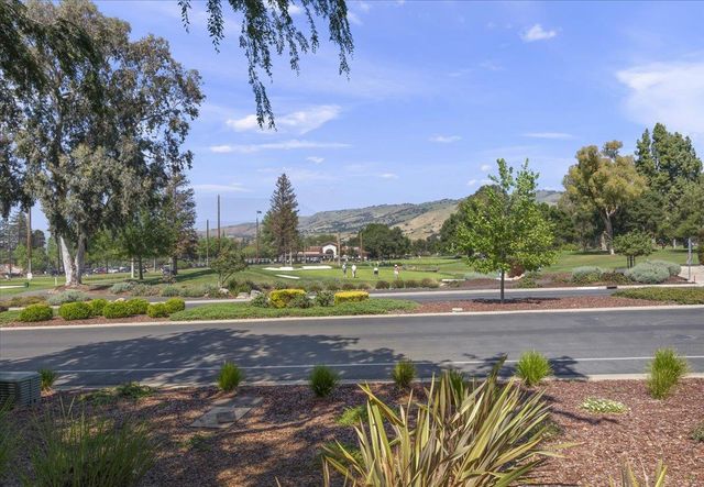 6107 Montgomery Court, San Jose, CA 95135