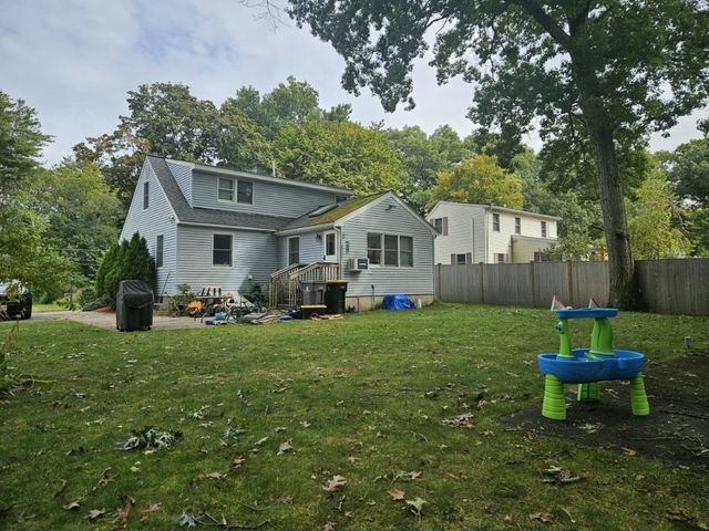 18 Lasalle 1, Framingham, MA 01701