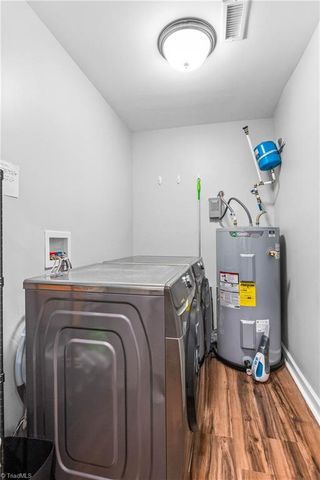 225 Summerglen Drive, Lewisville, NC 27023