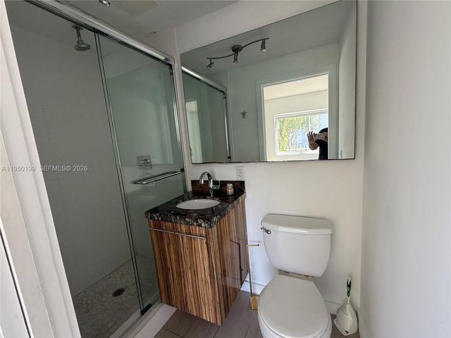 625 77th St, Miami Beach, FL 33141