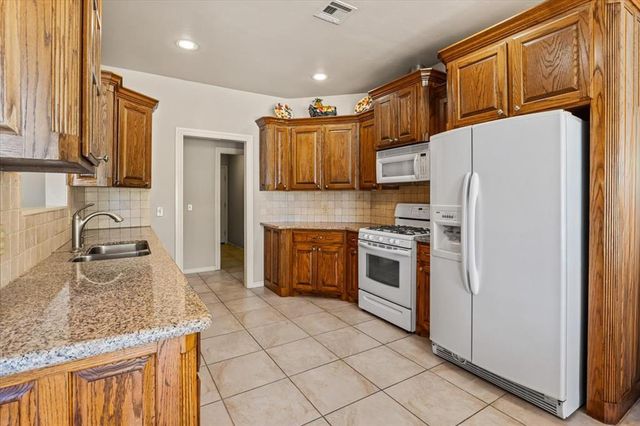 8149 Linda Lane, Guthrie, OK 73044