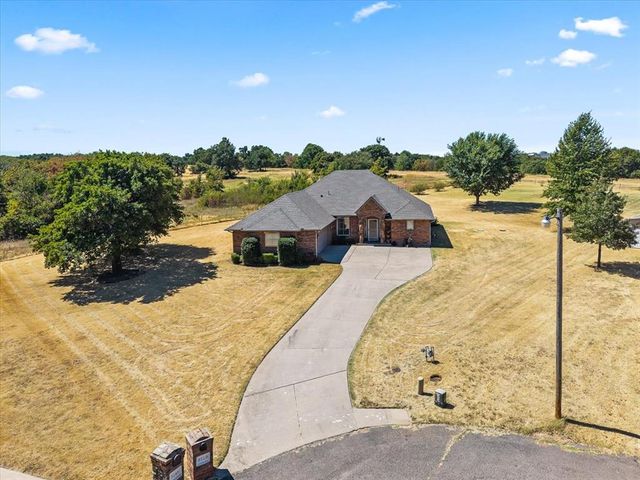 8149 Linda Lane, Guthrie, OK 73044