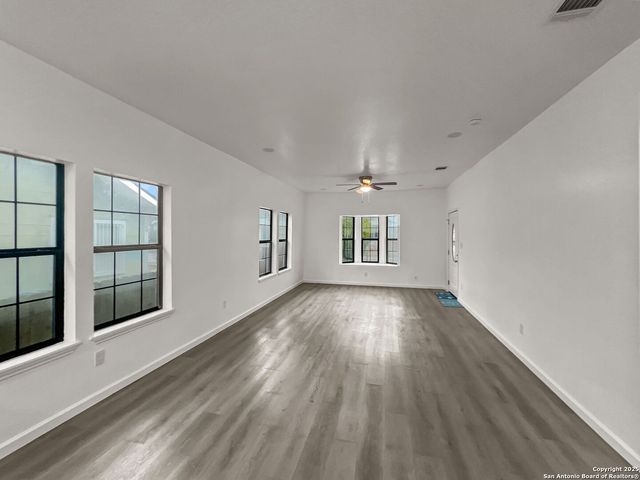 214 Preston Avenue, San Antonio, TX 78210