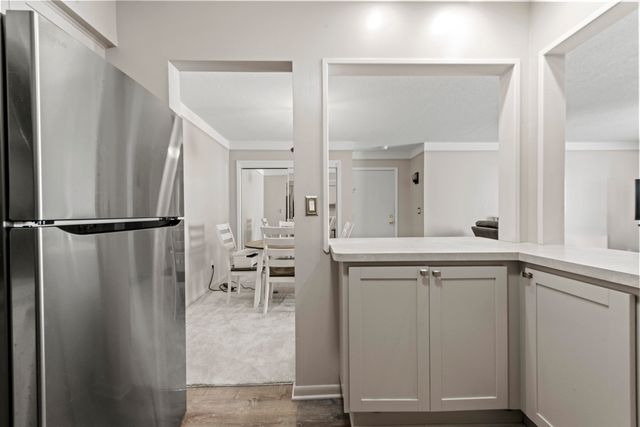35934 Ann Arbor Trail 115, Livonia, MI 48150
