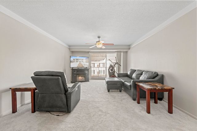 35934 Ann Arbor Trail 115, Livonia, MI 48150