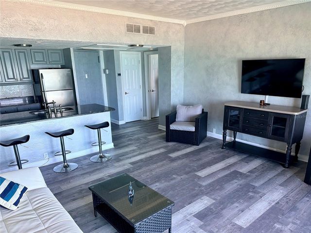 880 MANDALAY AVENUE C501, Clearwater Beach, FL 33767