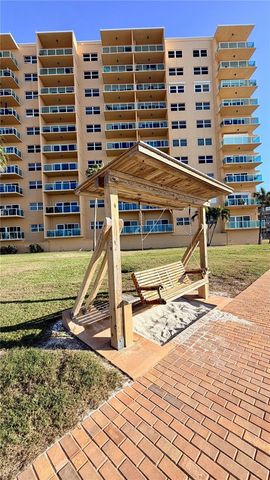 880 MANDALAY AVENUE C501, Clearwater Beach, FL 33767