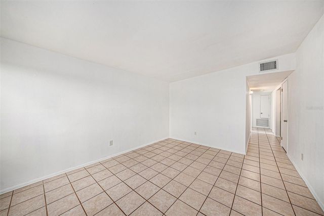 5801 EMERSON AVE S, St Petersburg, FL 33707