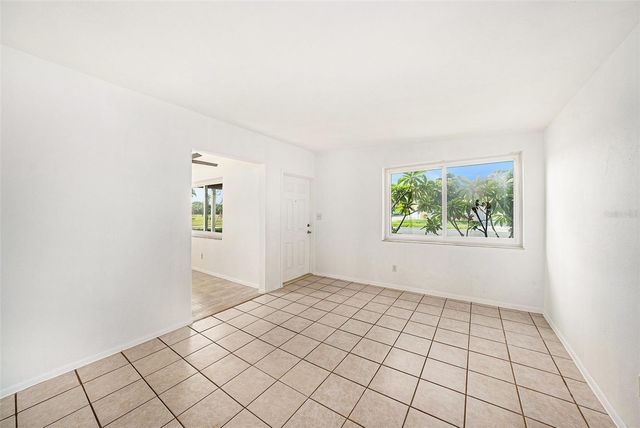 5801 EMERSON AVE S, St Petersburg, FL 33707