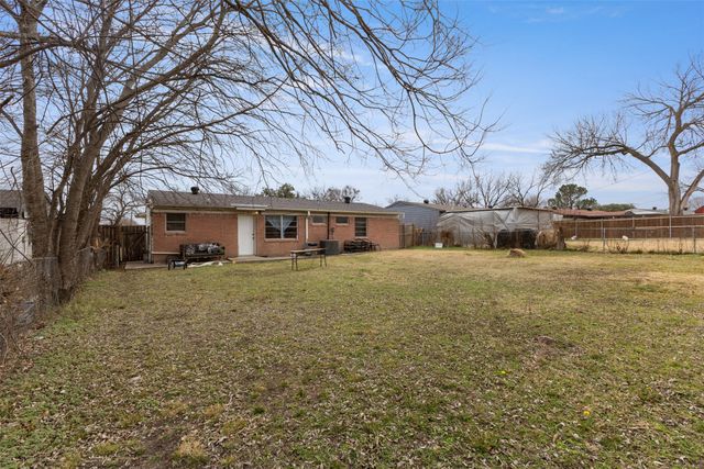 3021 Dogwood Drive, Mesquite, TX 75150