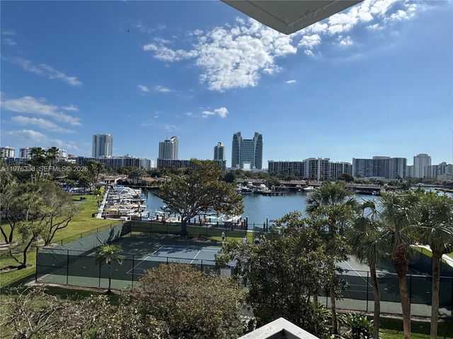 500 Three Islands Blvd M24, Hallandale Beach, FL 33009