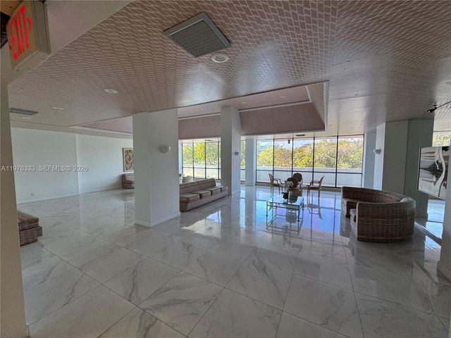 500 Three Islands Blvd M24, Hallandale Beach, FL 33009